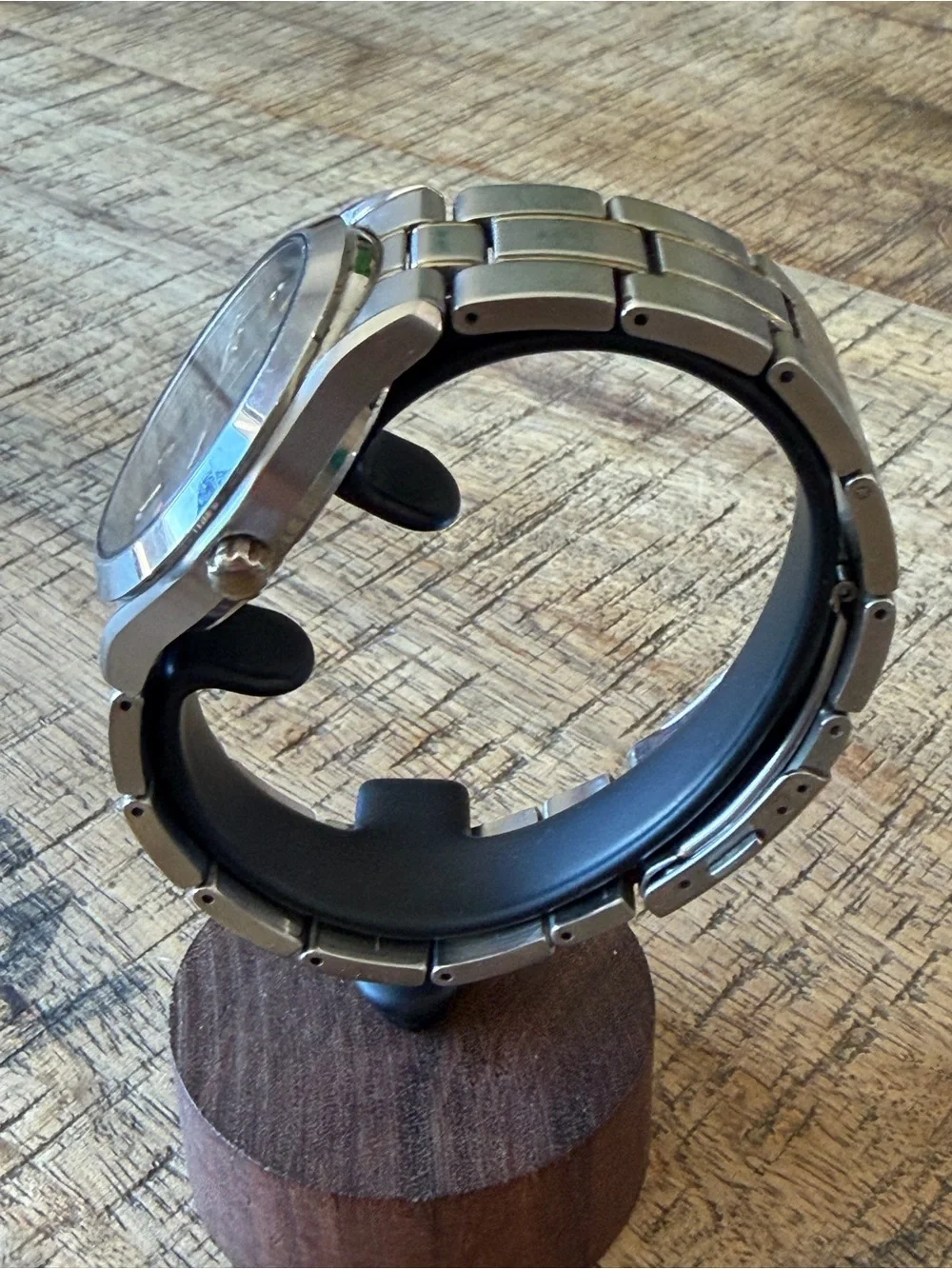 Seiko classic solar